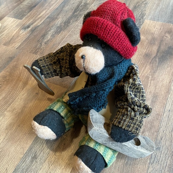 Canoe bear - Picture 2 of 3